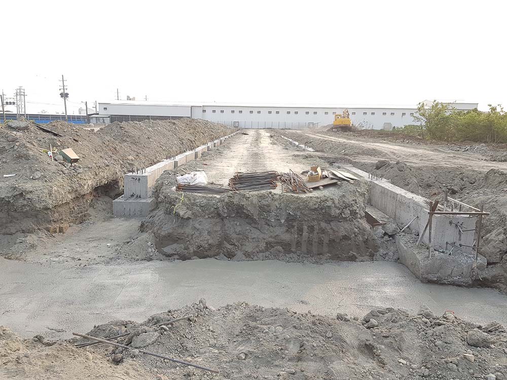 地樑鋼筋綁紮灌漿完成