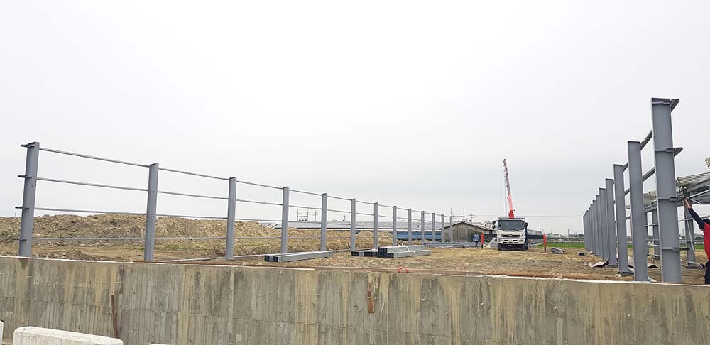 鋼構立柱及組立